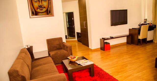 Hotel La Suite 